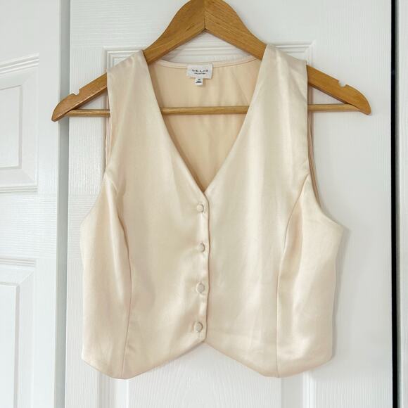 Le Lis Collection Satin Button Front Vest Top Cream Beige XS Dressy Silky Tank - Picture 1 of 3
